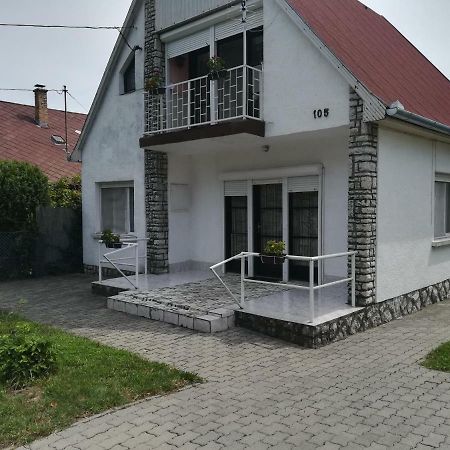 Rakoczi Utcai Nyaralo Villa Balatonlelle Bagian luar foto