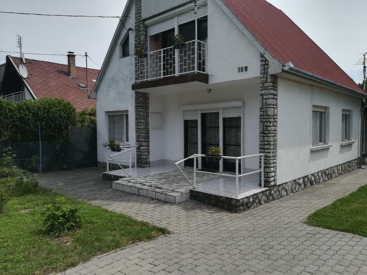 Rakoczi Utcai Nyaralo Villa Balatonlelle Bagian luar foto